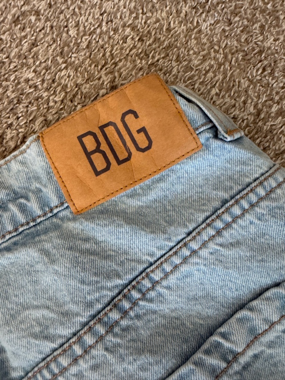 Urban Outfitters BDG Rih Extreme Barrel Mid-Rise Jean y2k chic tiktok trendy fyp - Picture 8 of 8